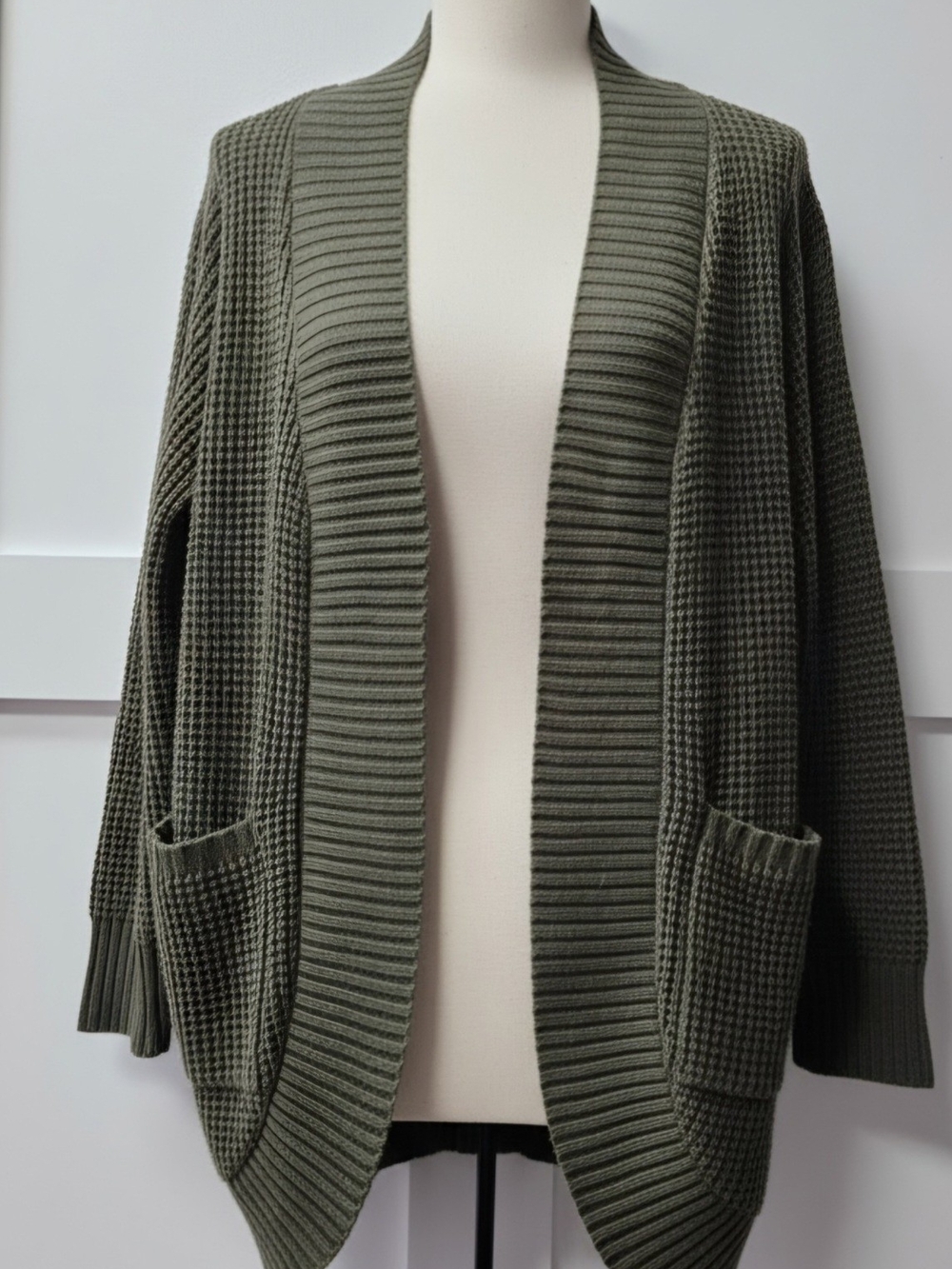 Zesica Open-Front Olive Knit Waffle Cardigan with Pockets Size Small